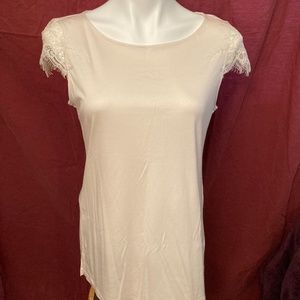 White House Black Market Cream Short Sleeve Top - LAST DAY!